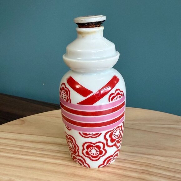 Vintage Kikkoman Kokeshi Doll Sake Bottle Cap With Red Floral Design Porcelain J - Picture 5 of 10